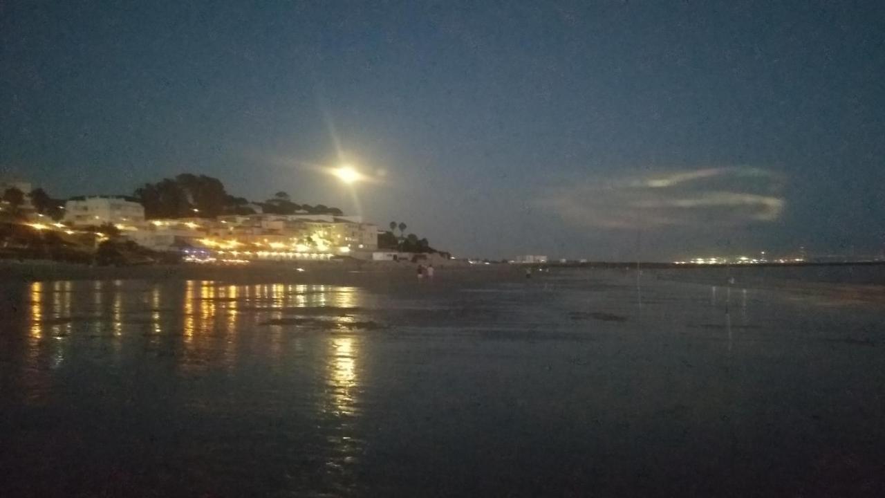 אל פוארטו דה סנטה מריה Primera Linea Playa Puerto Santa Maria Vistas Infinitas Limpieza Excepcional Parking מראה חיצוני תמונה