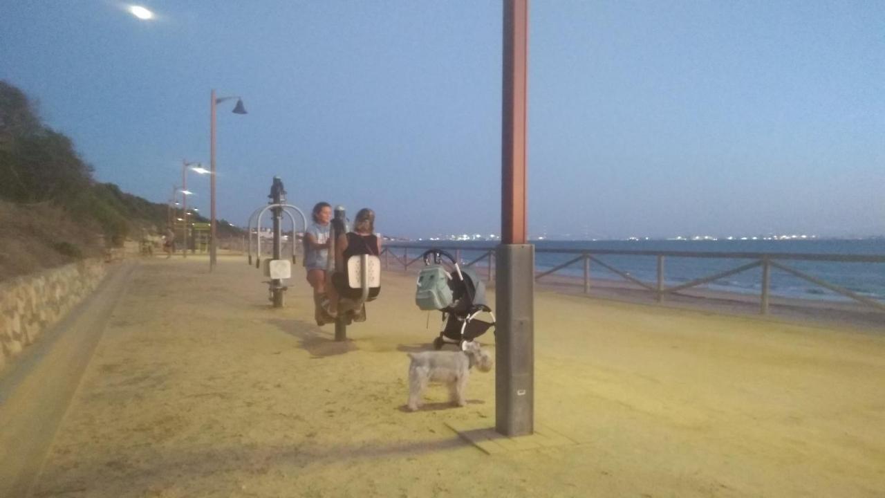 אל פוארטו דה סנטה מריה Primera Linea Playa Puerto Santa Maria Vistas Infinitas Limpieza Excepcional Parking מראה חיצוני תמונה